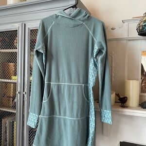 YOUER X SALMON SISTERS Treasure Dress - Salmon